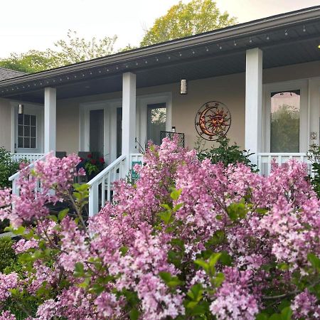 Summer Solstice Bed & Breakfast Niagara-on-the-Lake Kültér fotó